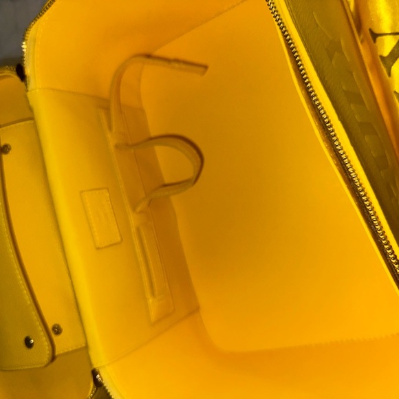 Truly Luxury Travel Trunk Vegan Leather NWOB 12.6x7.8x8.2 inch - Picture 5 of 13